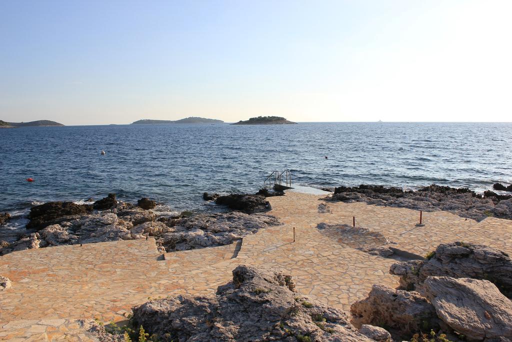 Apartments 4 Dolphins Rogoznica  Ngoại thất bức ảnh
